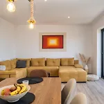 2 Bedroom Stunning In Dramalj