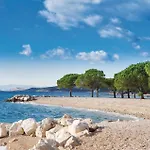 Appartamento 2 Bedroom Stunning In