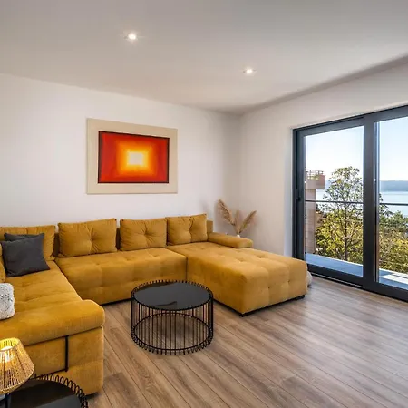 2 Bedroom In *