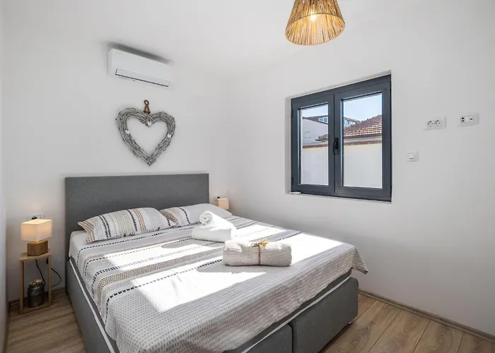2 Bedroom In * Dramalj