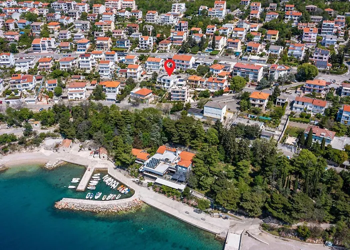 2 Bedroom In Dramalj